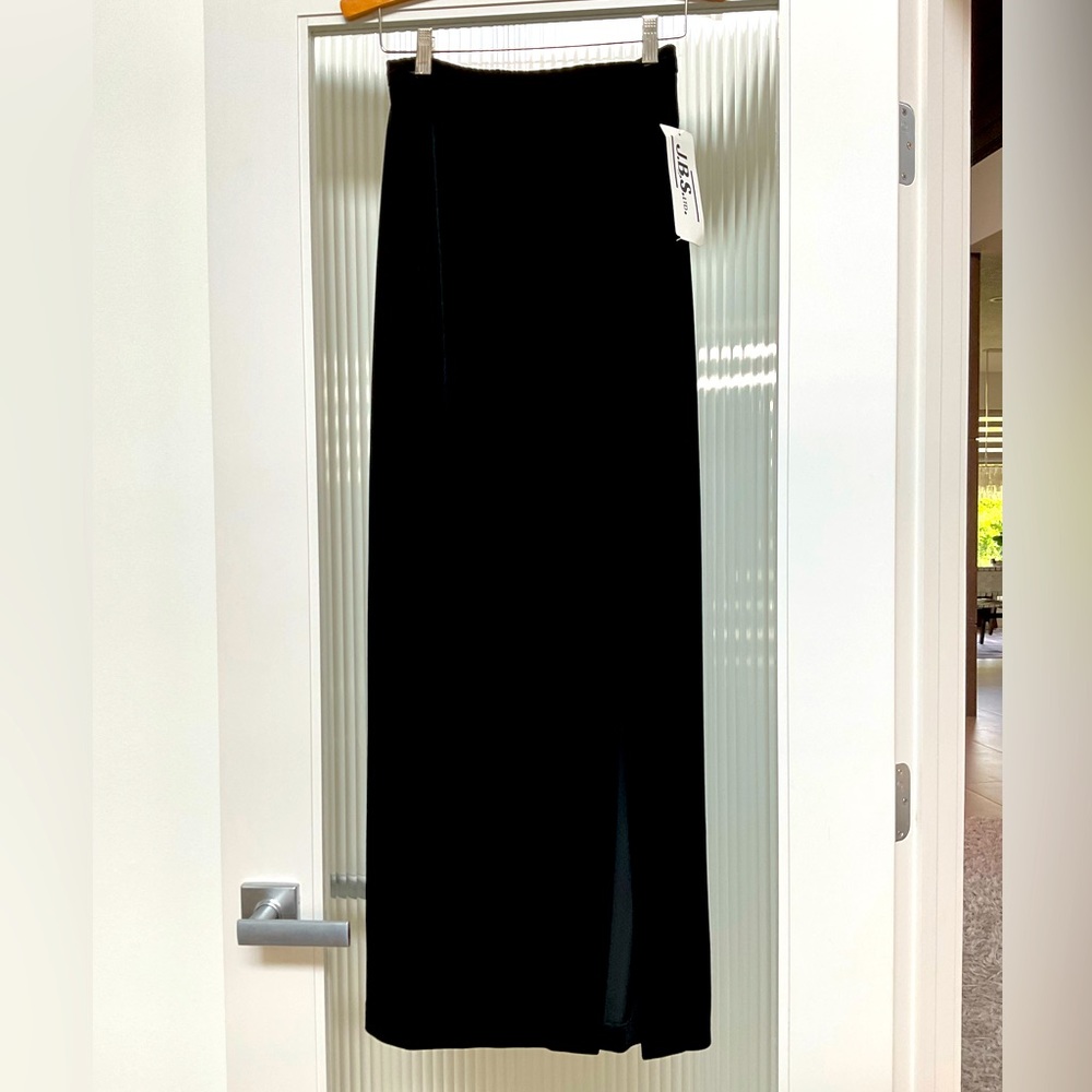 NWT-Elegant Evening J.B.S.LTD Skirt